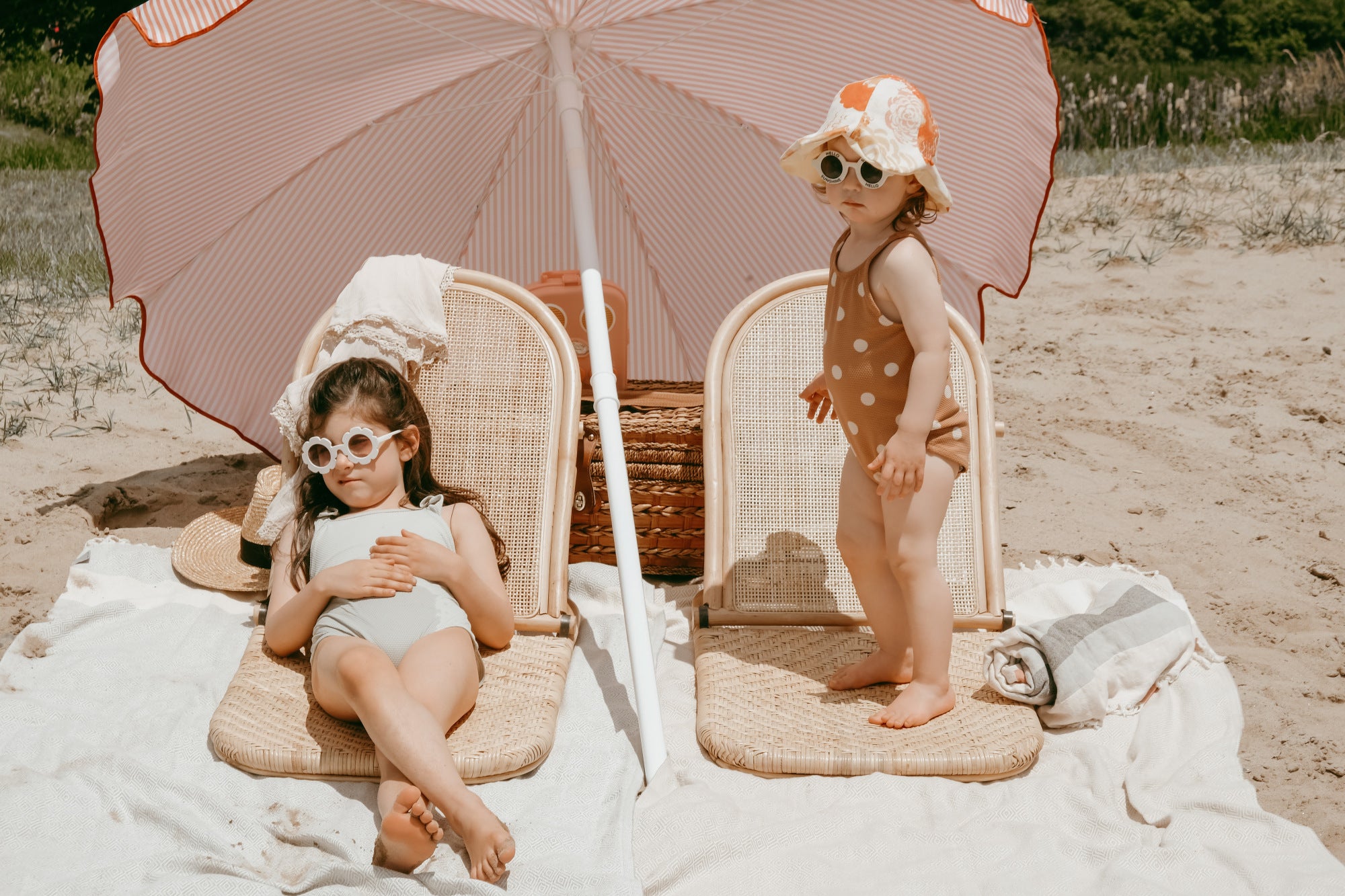 LIMÒN Rattan Beach Lounger - 2 Pack